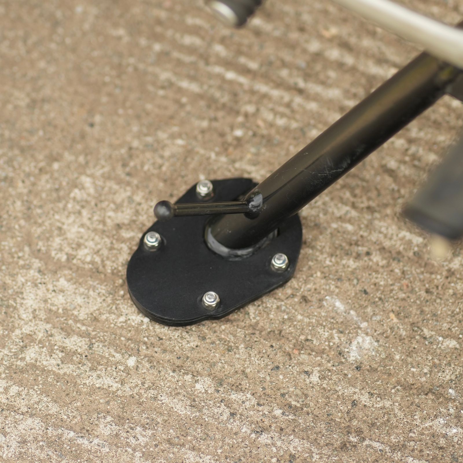 MOTO TORQUE SIDE STAND EXTENDER FOR TRIUMPH SCRAMBLER 400X