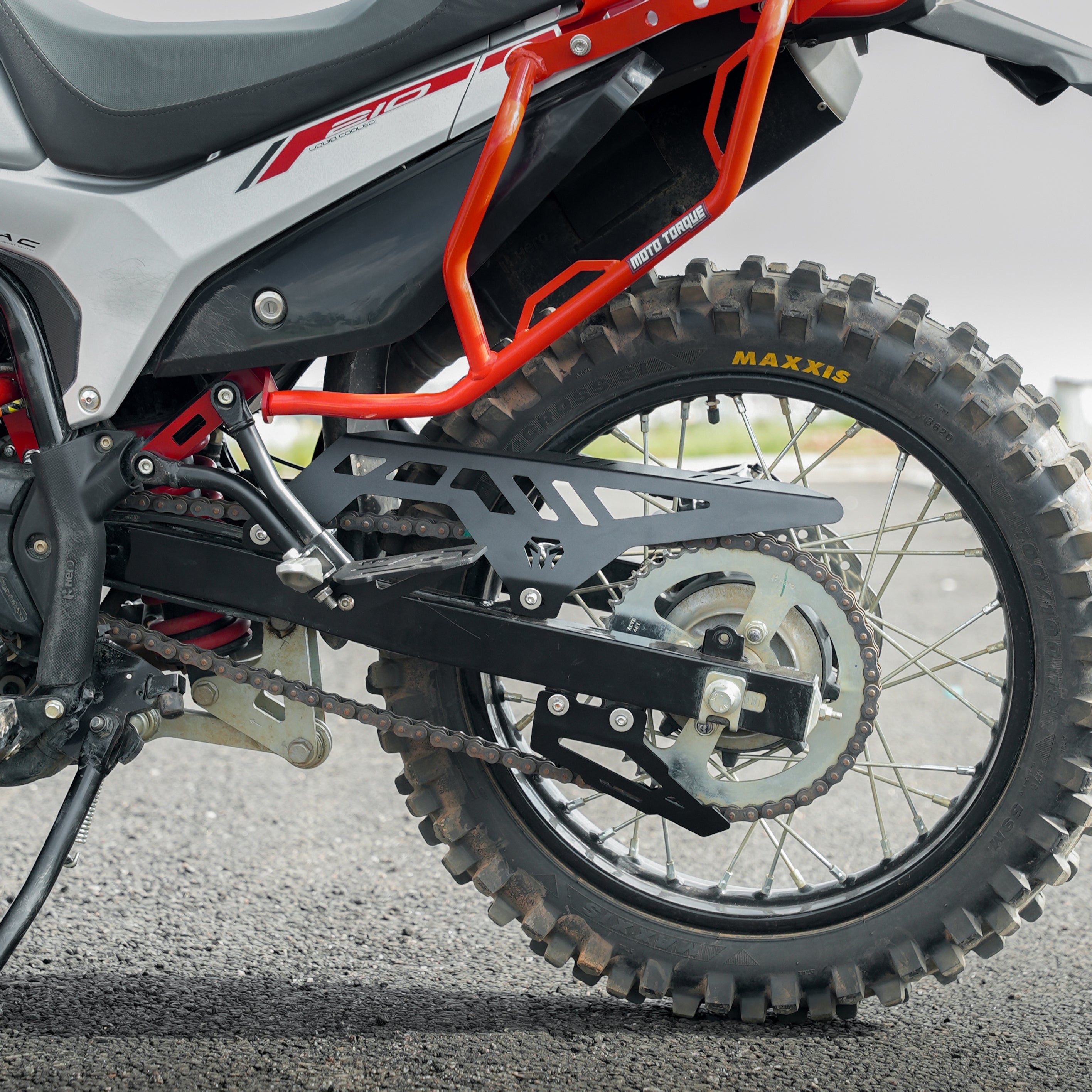 MOTO TORQUE CHAIN GUARD BLACK FOR XPULSE 210